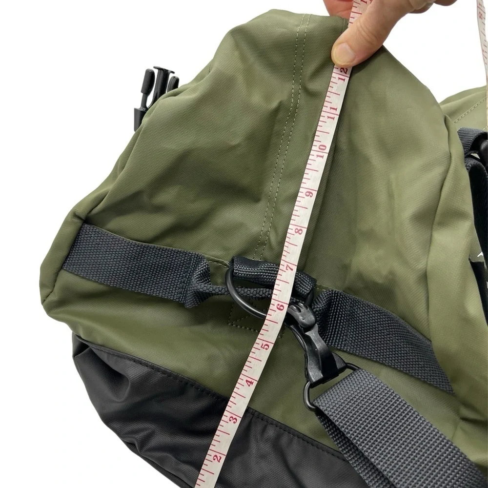 EAGLE CREEK TAUCK ARMY GREEN NO MATTER WHAT SMALL DUFFLE BAG